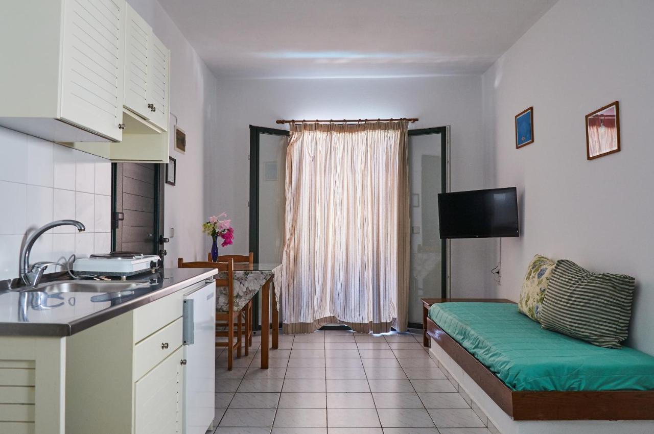 Konaki Studios & Apartments Pánormos 外观 照片